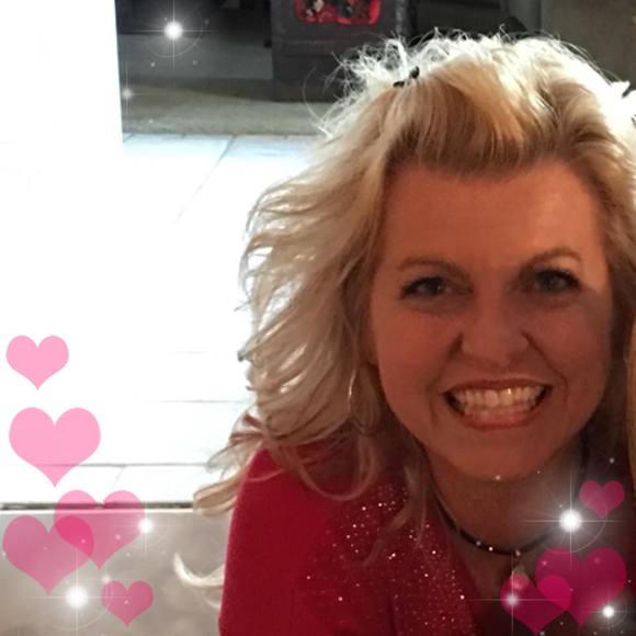 Meet your Posher, Kim - Picture 1 of 1